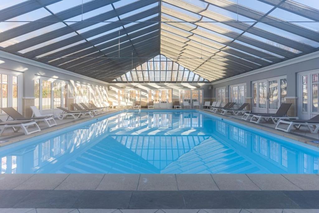 Beautiful Flat With Swimming Pool Tennis Court And Private Car Parking 09 Le Touquet Exterior photo