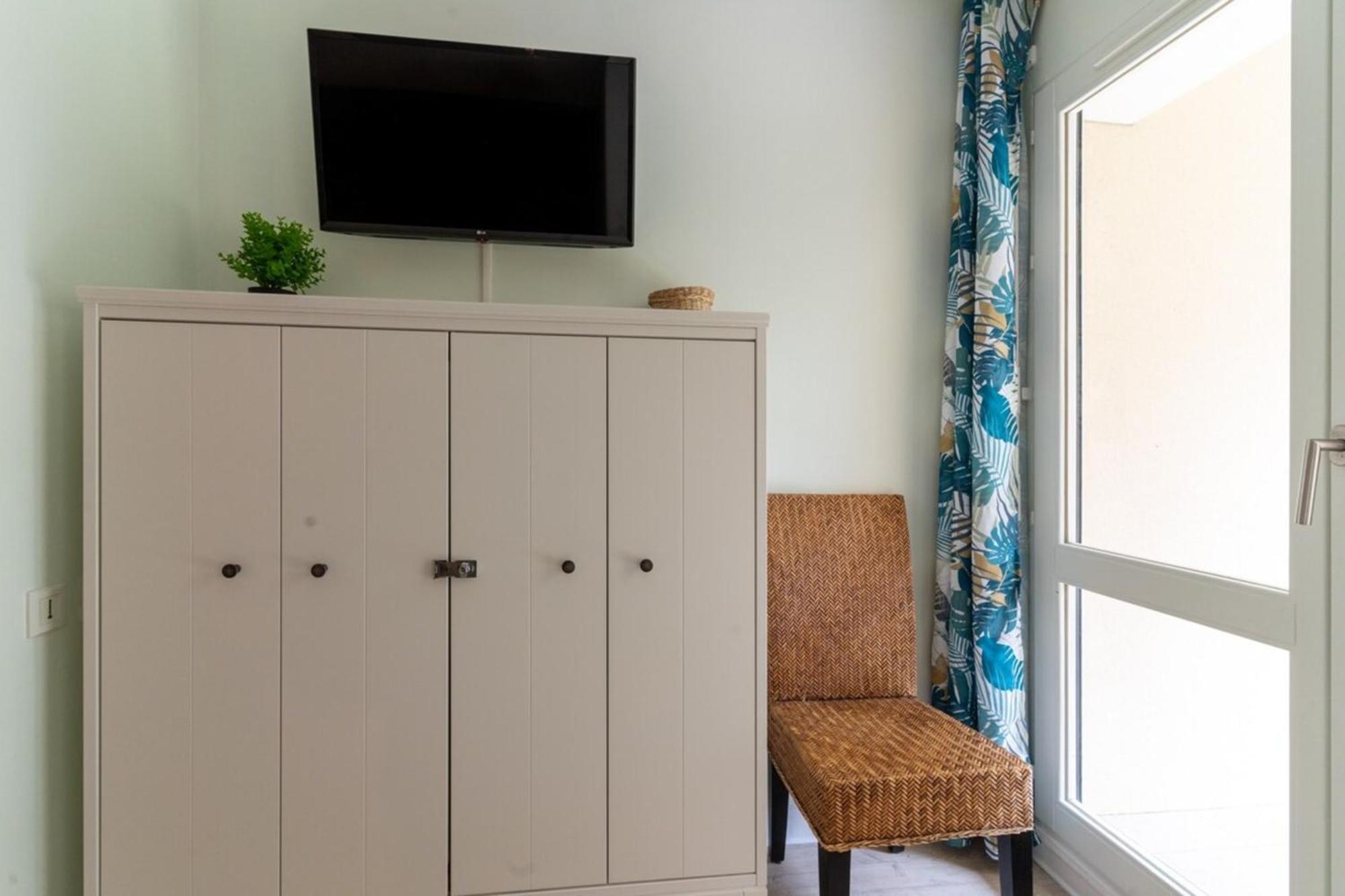 Beautiful Flat With Swimming Pool Tennis Court And Private Car Parking 09 Le Touquet Exterior photo